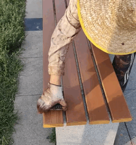 Ferramenta para pintura de imitação de veios de madeira